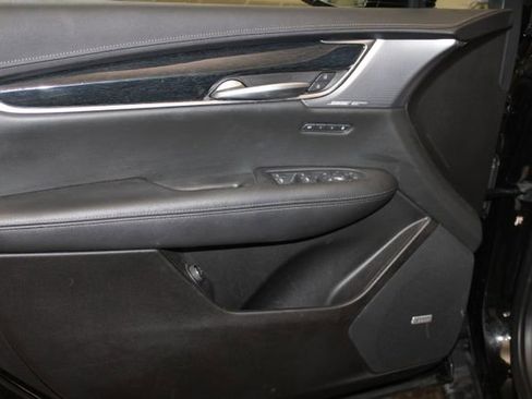 Certified 2024 Cadillac XT5 Premium Luxury w/ Technology Package image 7