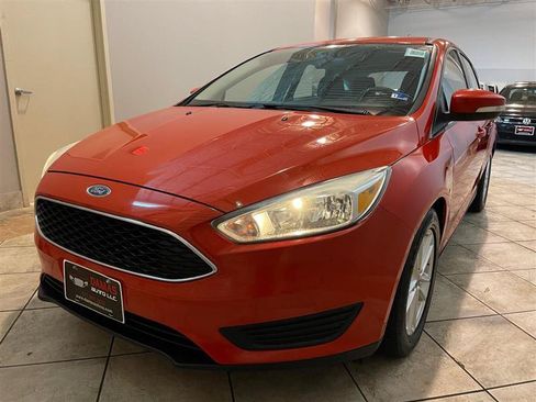 Used 2015 Ford Focus SE FWD image 35