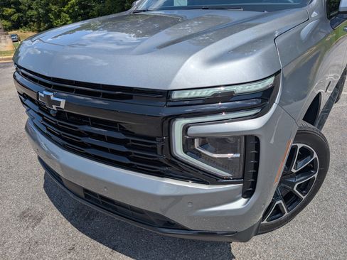 Used 2026 Chevrolet Tahoe RST w/ Comfort Package AWD/4WD image 13