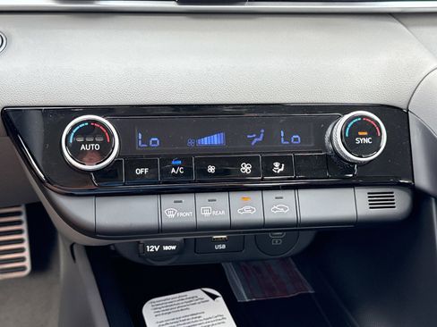 New 2026 Hyundai Elantra Sport FWD image 23