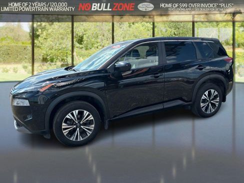 Used 2023 Nissan Rogue SV AWD/4WD image 2