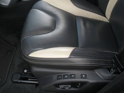 Used 2013 Volvo XC60 T6 R-Design Platinum AWD/4WD image 34