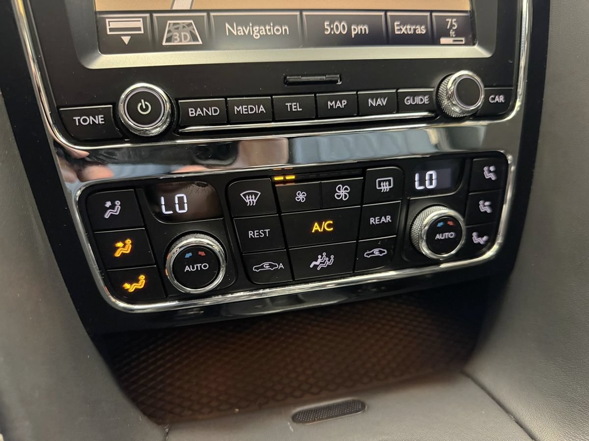 Used 2014 Bentley Flying Spur W12 AWD/4WD image 34