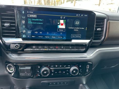 Certified 2024 Chevrolet Silverado 2500 High Country w/ High Country Premium Package image 31