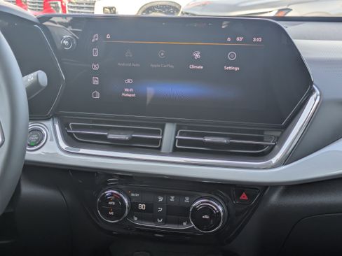 New 2026 Chevrolet Trax LT w/ Driver Confidence Package image 5