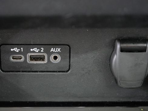 Used 2024 Nissan Altima 2.5 SV FWD image 20