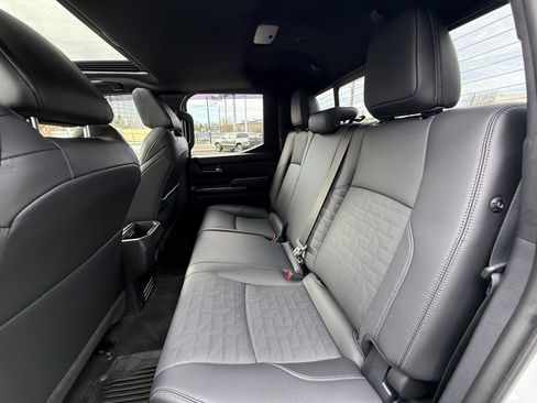 Certified 2024 Toyota Tacoma TRD Off-Road w/ TRD Off Road Premium Package image 17