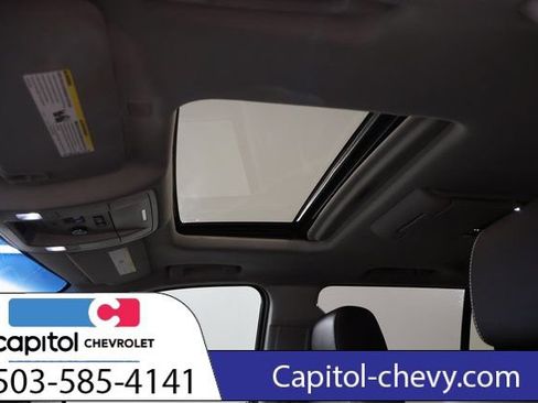 Used 2017 Chevrolet Tahoe Premier AWD/4WD image 15