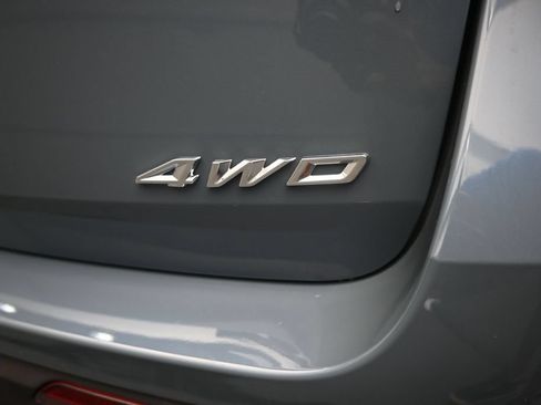 Used 2026 Ford Explorer Active AWD/4WD image 30