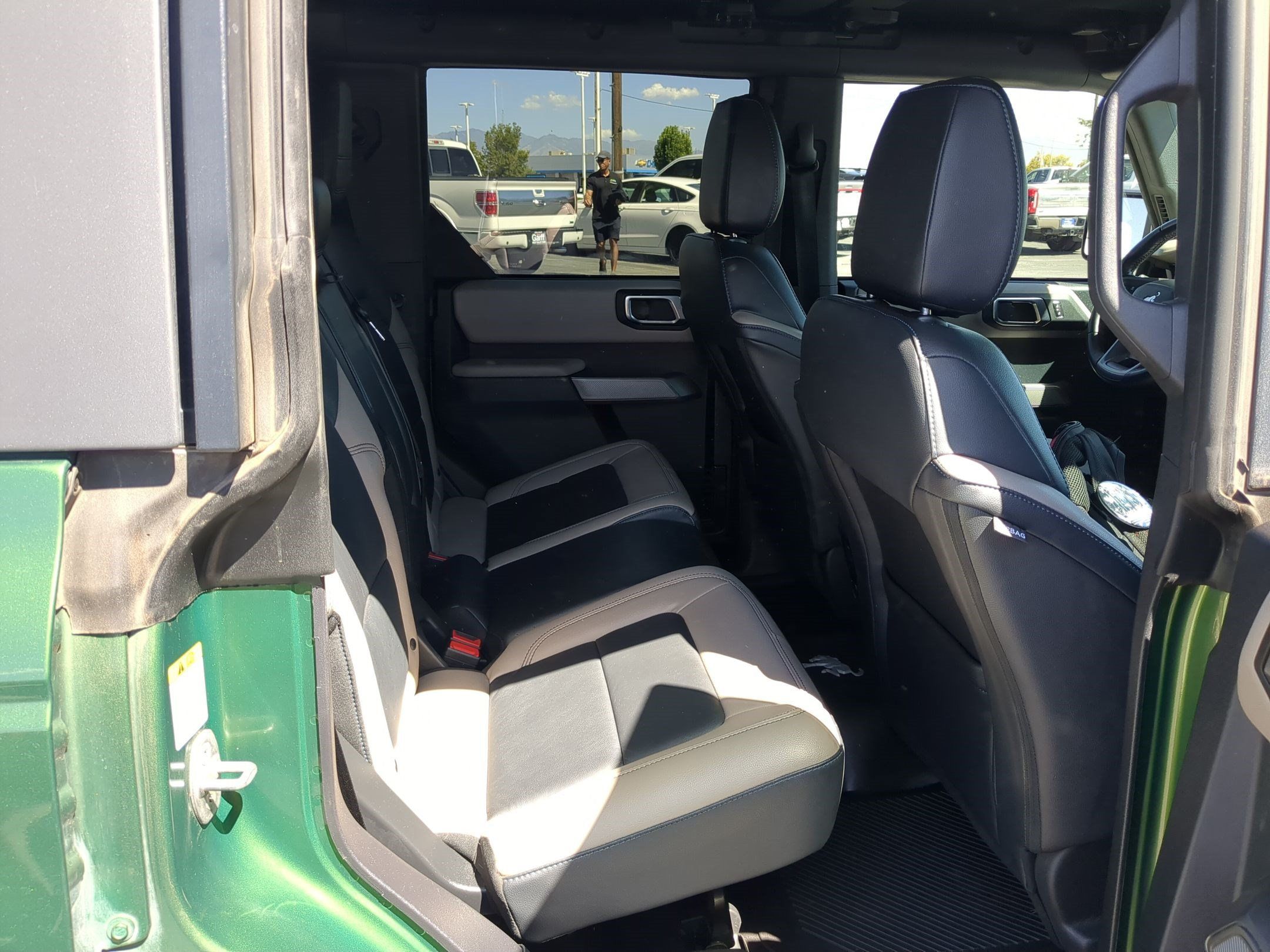 Used 2023 Ford Bronco Wildtrak AWD/4WD image 31