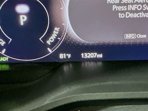 Used 2024 MAZDA CX-90 Plug-In Hybrid w/ Preferred image 18