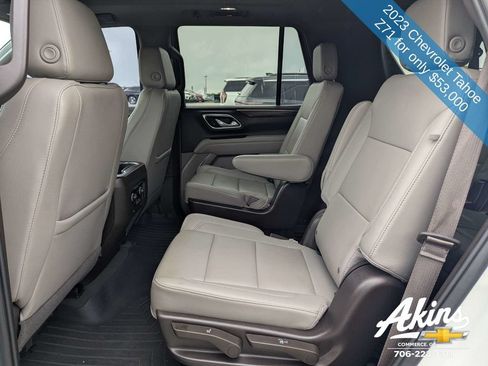 Used 2023 Chevrolet Tahoe Z71 w/ Luxury Package AWD/4WD image 15