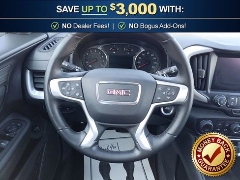 Used 2024 GMC Terrain SLT image 18