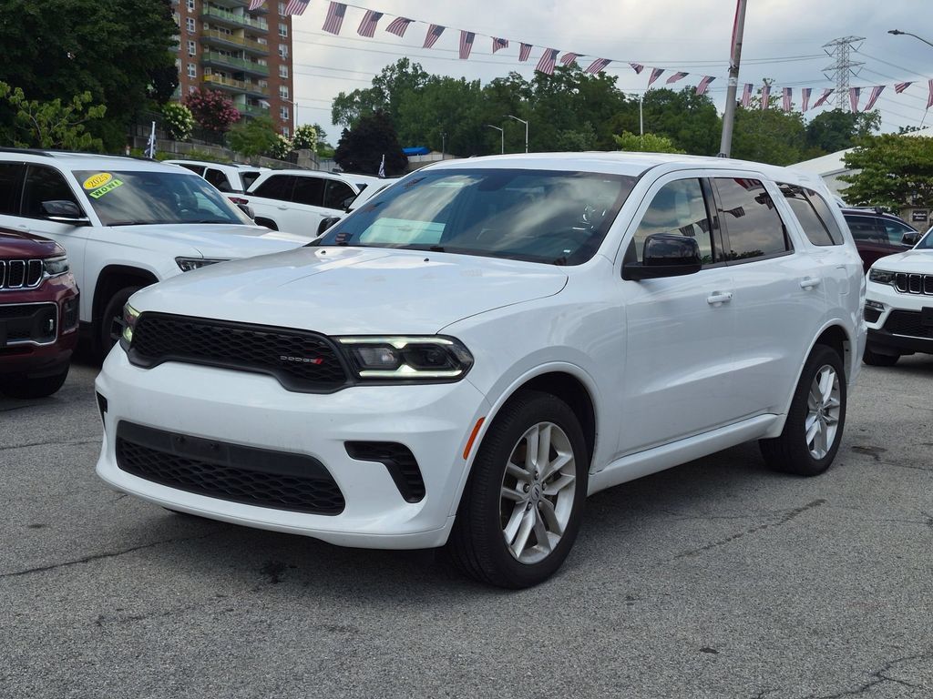 Used 2025 Dodge Durango GT AWD/4WD image 2
