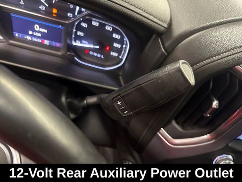 Used 2020 GMC Sierra 1500 Elevation w/ Elevation Value Package image 25