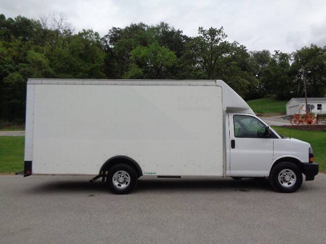 Used 2021 Chevrolet Express 3500 w/ Power Convenience Package RWD image 10