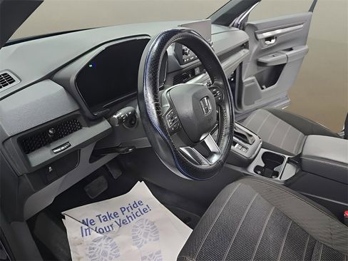 Used 2023 Honda CR-V Sport image 12