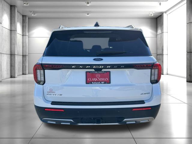 Used 2025 Ford Explorer Active w/ Active Comfort Package AWD/4WD image 7