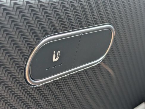 Certified 2023 Mercedes-Benz GLB 250 image 11