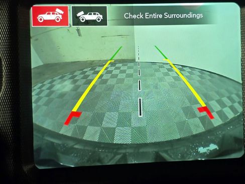 Used 2021 Jeep Wrangler Unlimited Sahara image 35