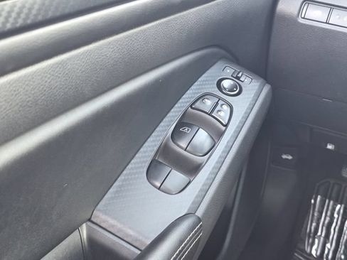 Used 2025 Nissan Altima 2.5 SV FWD image 16