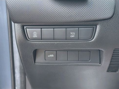 Used 2025 MAZDA CX-50 AWD 2.5 S w/ Premium Package image 17