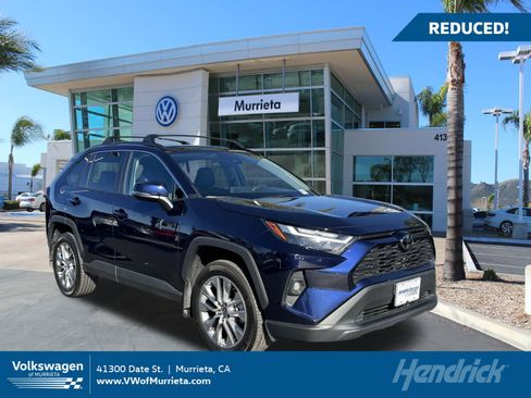 Used 2022 Toyota RAV4 XLE Premium image 1
