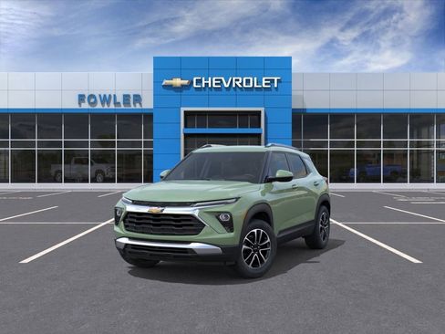 New 2026 Chevrolet TrailBlazer LT w/ LT Cold Weather Package AWD/4WD image 8
