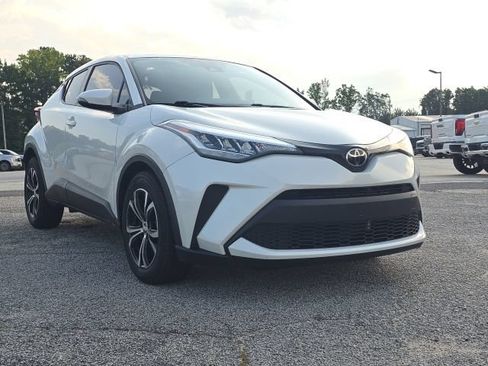 Used 2021 Toyota C-HR LE FWD image 7