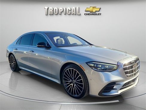 Used 2022 Mercedes-Benz S 580 4MATIC Sedan image 7