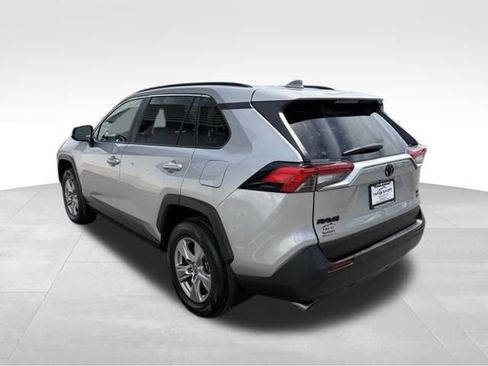 Used 2025 Toyota RAV4 XLE w/ Convenience Package AWD/4WD image 11