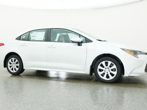 New 2026 Toyota Corolla LE image 28