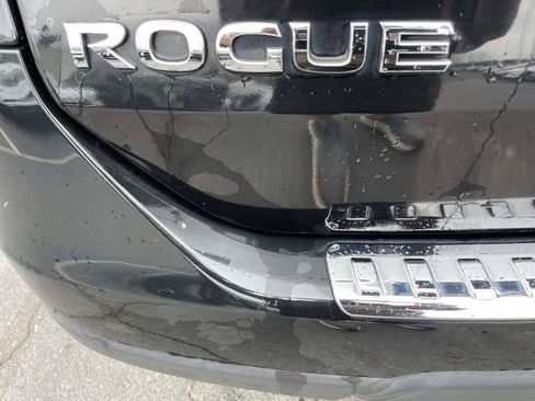 Used 2016 Nissan Rogue SV w/ SV Premium Package image 21