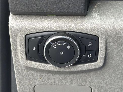 Used 2021 Ford F350 XL w/ Power Equipment Group image 17