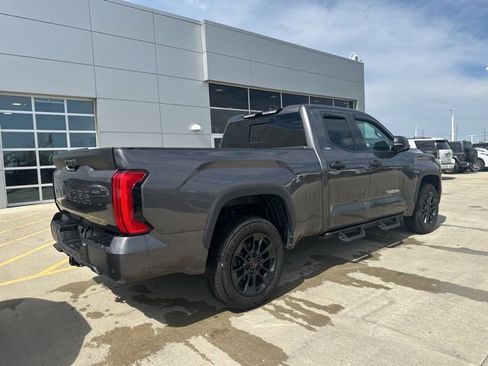 Used 2022 Toyota Tundra SR5 AWD/4WD image 3
