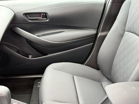 Used 2026 Toyota Corolla LE image 10