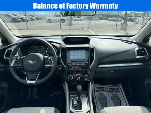 Used 2023 Subaru Forester Premium image 11