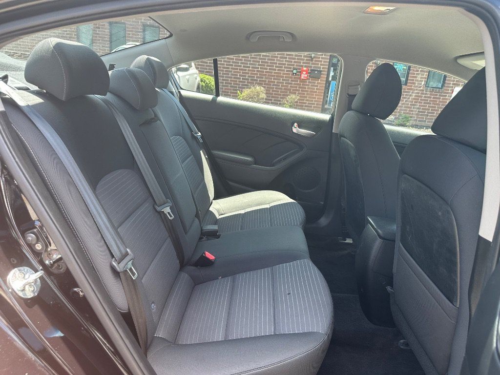 Used 2018 Kia Forte LX w/ LX Popular Package FWD image 15