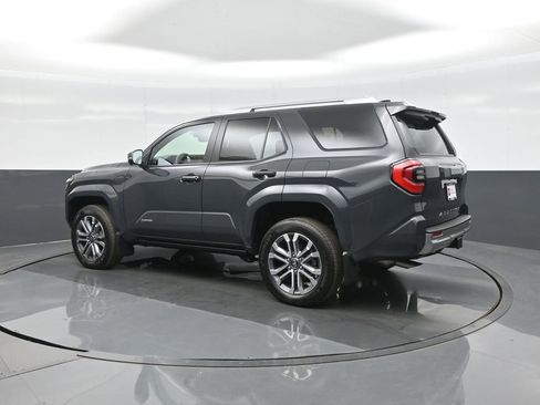 Used 2025 Toyota 4Runner Limited image 7
