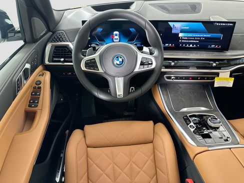 New 2026 BMW X5 xDrive50e image 23
