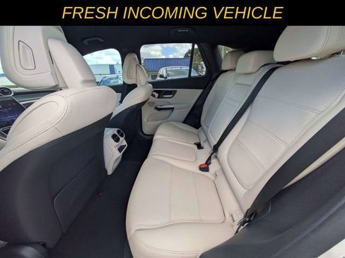 Used 2023 Mercedes-Benz GLC 300 image 12