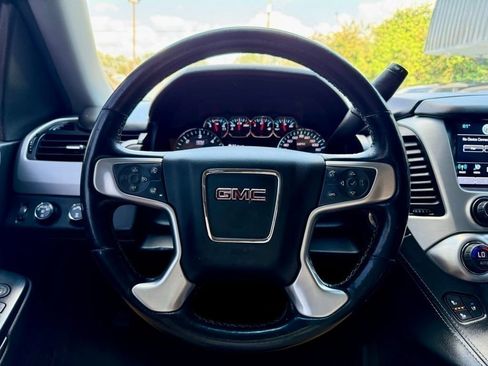 Used 2019 GMC Yukon SLT image 23