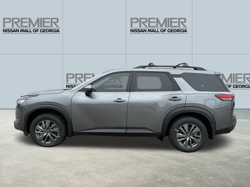 New 2025 Nissan Pathfinder SV w/ SV Premium Package image 8