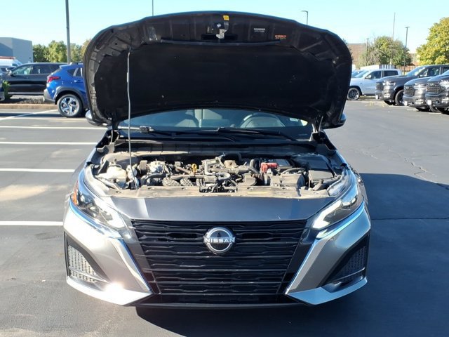 Used 2025 Nissan Altima 2.5 SV FWD image 31