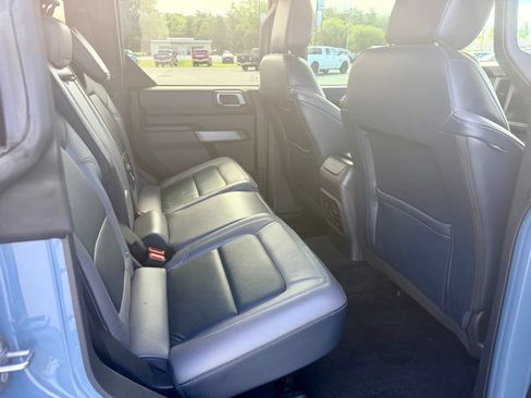 Used 2021 Ford Bronco Outer Banks w/ Sasquatch Package AWD/4WD image 11