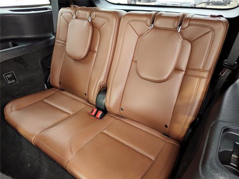Used 2020 Lincoln Aviator Reserve w/ Equipment Group 201A RWD image 28