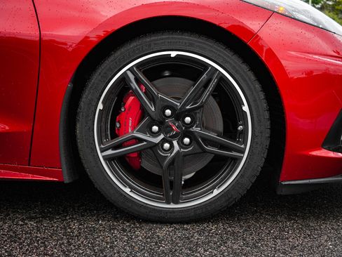 Used 2022 Chevrolet Corvette Stingray Preferred Cpe w/ Z51 Performance Package RWD image 12