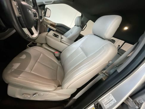 Used 2018 Ford F150 Lariat image 11