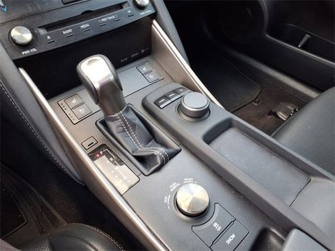 Used 2017 Lexus IS 200t w/ Premium Package image 11