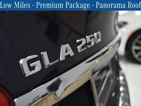 Used 2019 Mercedes-Benz GLA 250 4MATIC image 16